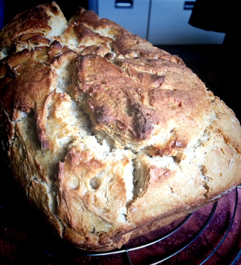Brot selber Backen mit Schwarzwaldhonig